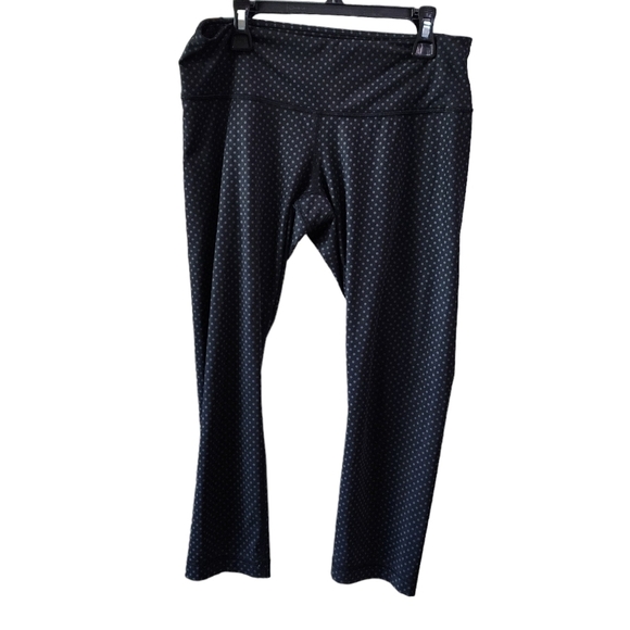 lululemon athletica Pants - LULULEMON Polka Dot Cropped black Leggings 8
